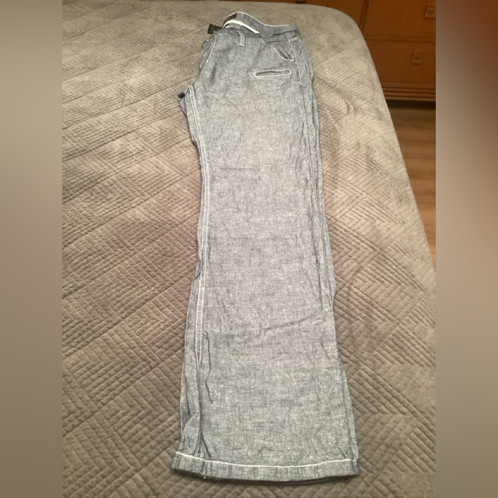 Society Slim Straight Light Gray Chambray Pants, L32”. 451